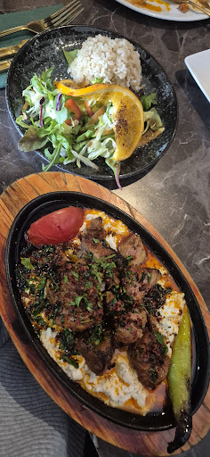 Photo of Mey Mediterranean Bar & Grill - 36 High St, Buckingham MK18 1NU