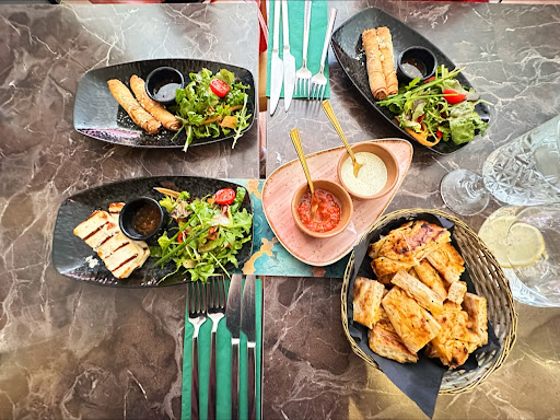 Photo of Mey Mediterranean Bar & Grill - 36 High St, Buckingham MK18 1NU