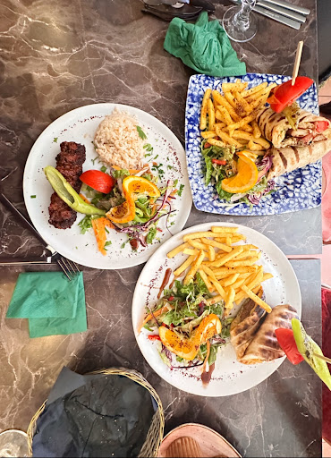 Photo of Mey Mediterranean Bar & Grill - 36 High St, Buckingham MK18 1NU