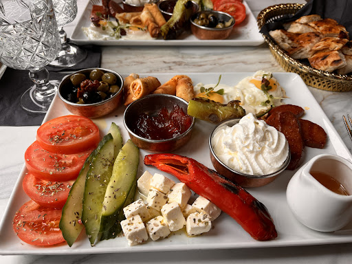 Photo of Mey Mediterranean Bar & Grill - 36 High St, Buckingham MK18 1NU