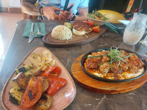 Photo of Mey Mediterranean Bar & Grill - 36 High St, Buckingham MK18 1NU