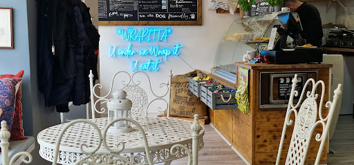 Photo of Wrapitta - 88 Sheep St, Bicester OX26 6LP