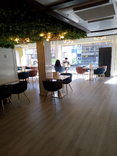 Photo of Suma Restaurant & Cocktail Bar - 18 Guild St, Aberdeen AB11 6NE