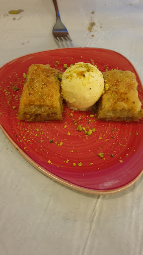 Photo of Pera Restaurant Aberdeen - 242 Holburn St, Aberdeen AB10 6DB