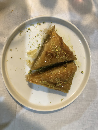 Photo of Pera Restaurant Aberdeen - 242 Holburn St, Aberdeen AB10 6DB