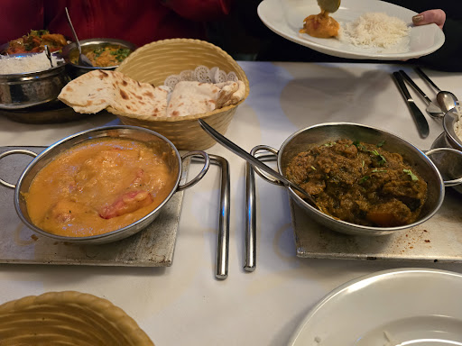 Photo of The Everest - 476 Union St, Aberdeen AB10 1TS