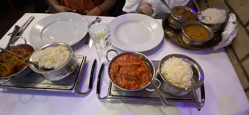 Photo of The Everest - 476 Union St, Aberdeen AB10 1TS