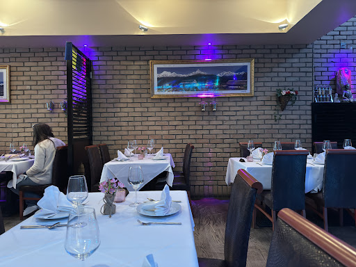 Photo of The Everest - 476 Union St, Aberdeen AB10 1TS