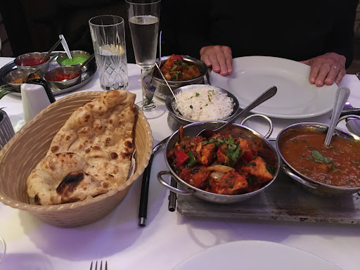 Photo of The Everest - 476 Union St, Aberdeen AB10 1TS