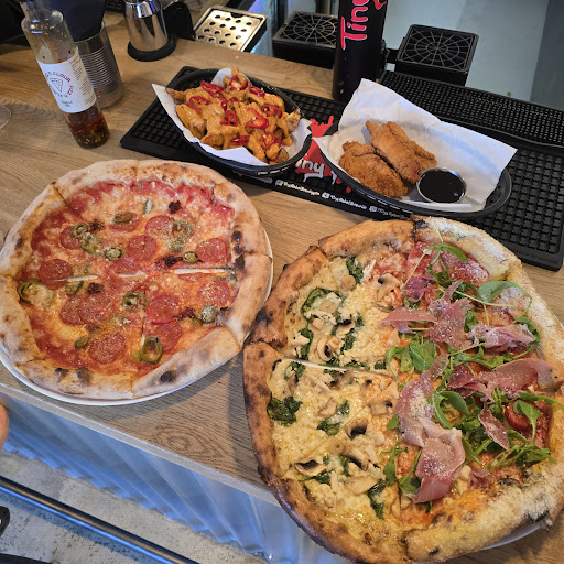 Photo of Fizz n Flour - 120 Cowbridge Rd E, Canton, Cardiff CF11 9DX