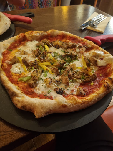 Photo of Tân Woodfired Pizza - 5 Palace St, Caernarfon LL55 1RR