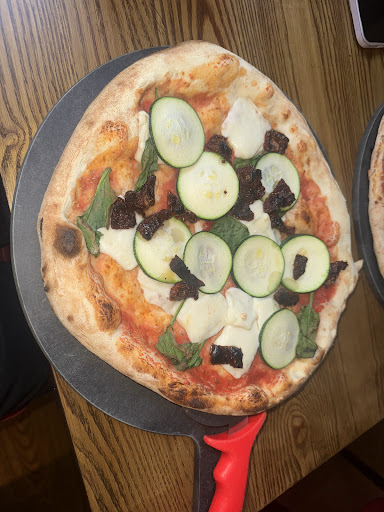 Photo of Tân Woodfired Pizza - 5 Palace St, Caernarfon LL55 1RR