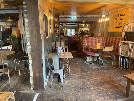 Photo of Carpenters Arms, Cambridge - 184-186 Victoria Rd, Arbury, Cambridge CB4 3DZ