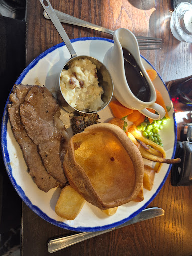 Photo of Boathouse - 14 Chesterton Rd, Cambridge CB4 3AX