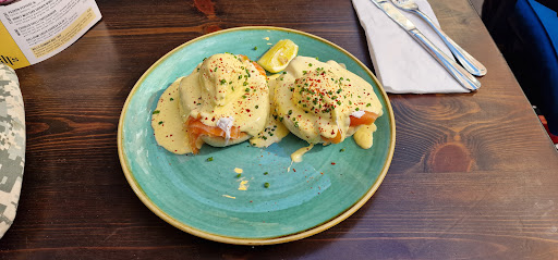 Photo of Bill's Cambridge Restaurant - 34-35 Green St, Cambridge CB2 3JX