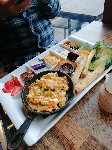 Photo of Luna Bar & Grill Woolton - 39 Allerton Rd, Liverpool L25 7RE