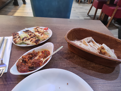 Photo of Anatolia Restaurant Nottingham - 88 High Rd, Beeston, Nottingham NG9 2LF