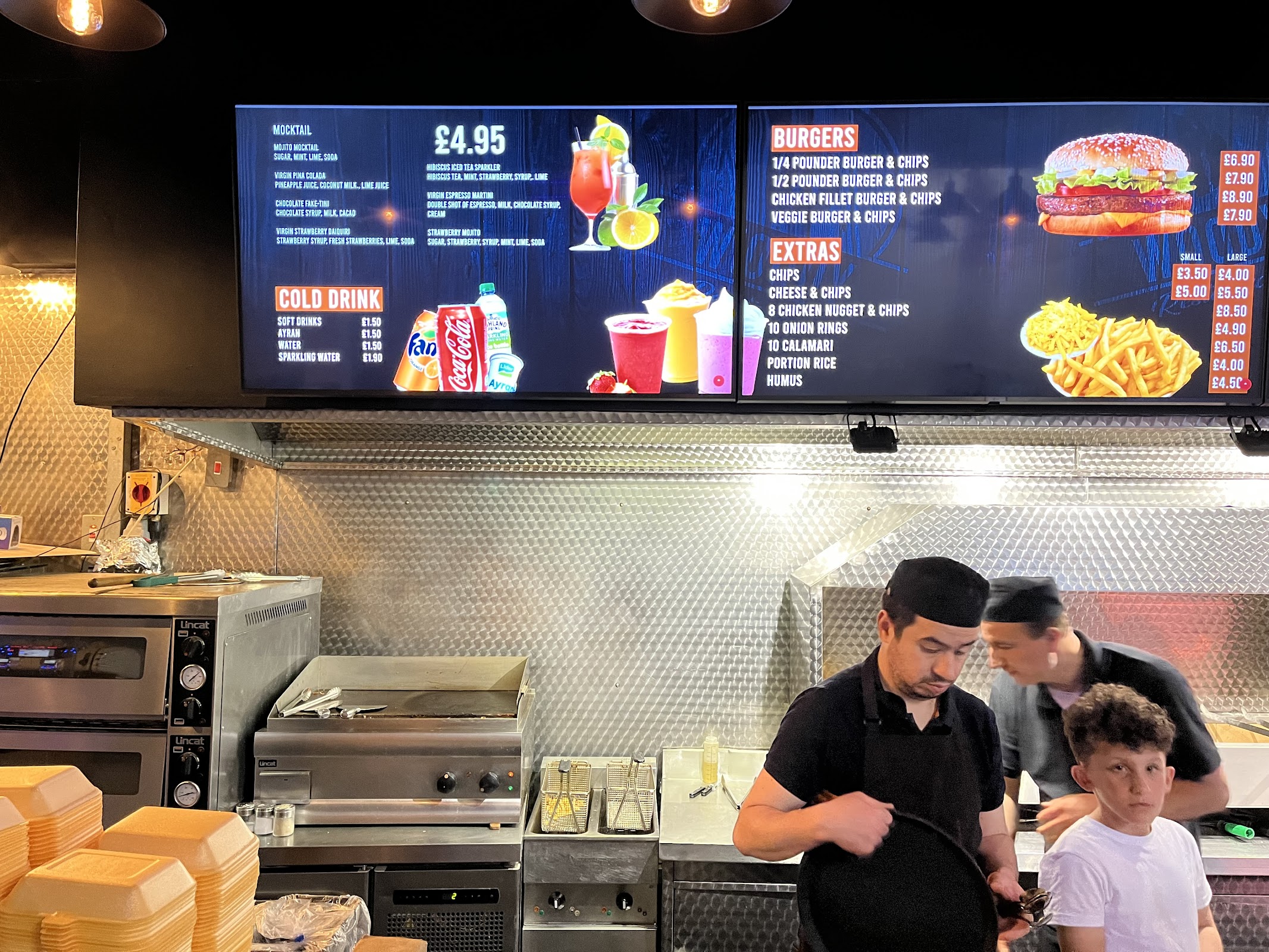 Photo of WOODY RESTAURANT - 105 High St, Watford WD17 1LL