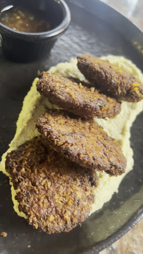 Photo of Lara's Turkish Restaurant (Yaprak Chalfont St Peter) - 137 High St, Chalfont St Peter, Gerrards Cross SL9 9QL