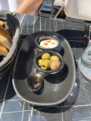 Photo of Lara's Turkish Restaurant (Yaprak Chalfont St Peter) - 137 High St, Chalfont St Peter, Gerrards Cross SL9 9QL