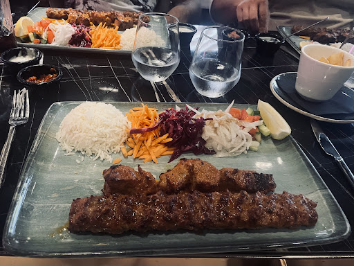 Photo of Lara's Turkish Restaurant (Yaprak Chalfont St Peter) - 137 High St, Chalfont St Peter, Gerrards Cross SL9 9QL