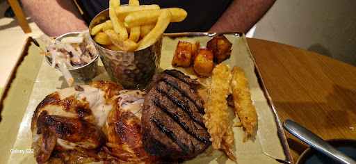 Photo of Harvester Redgrove Cheltenham - Hatherley Ln, Cheltenham GL51 6TA