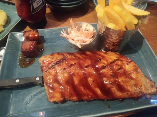 Photo of Harvester Redgrove Cheltenham - Hatherley Ln, Cheltenham GL51 6TA