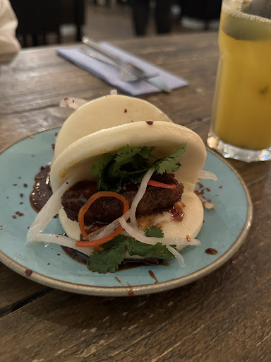 Photo of Igloo Restaurant - Cirencester - 37 Castle St, Cirencester GL7 1QD