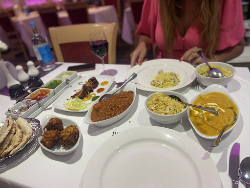 Photo of Rajdoot Indian Restaurant (Cirencester) - 35 Castle St, Cirencester GL7 1QD