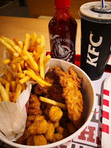 Photo of KFC Clacton - Brook Retail Park - Brook Retail Park, London Rd, Clacton-on-Sea CO15 3TP