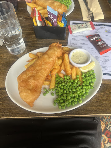 Photo of The Moon & Sixpence - 15 The Beach, Clevedon BS21 7QU