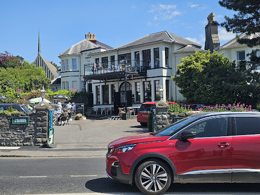 Photo of The Moon & Sixpence - 15 The Beach, Clevedon BS21 7QU