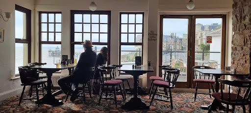 Photo of The Moon & Sixpence - 15 The Beach, Clevedon BS21 7QU