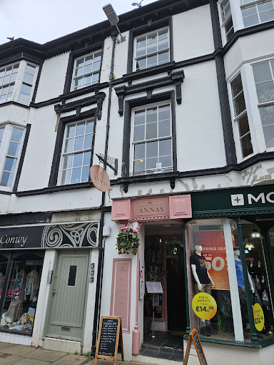 Photo of Upstairs at Anna's - 9 Castle St, Conwy LL32 8AY