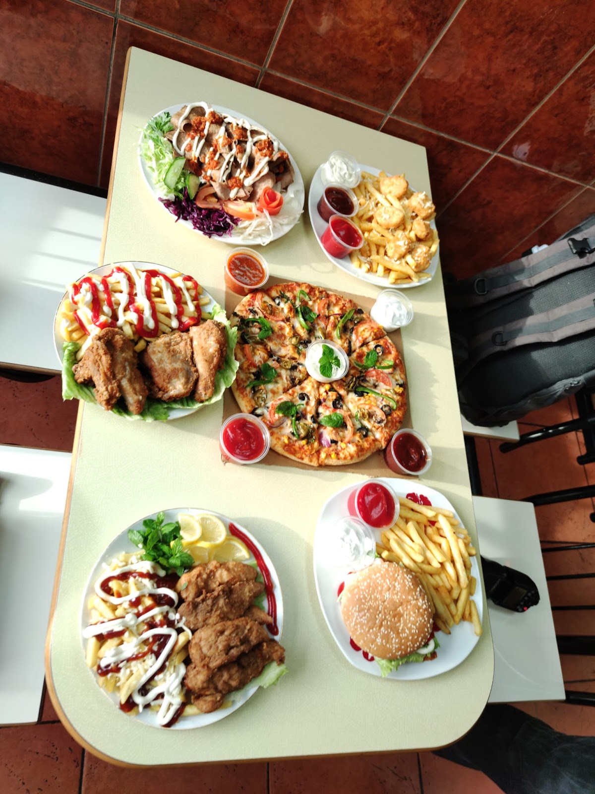 Photo of Chippenham Kebab & Pizza - 10 New Rd, Chippenham SN15 1HH