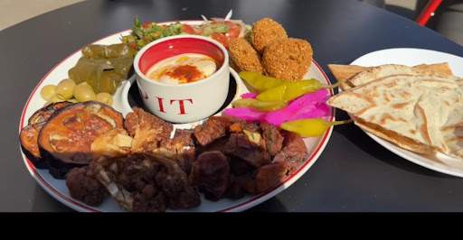 Photo of Friends Cafe and restaurant - 1 Queen St, Oxford OX1 1EP