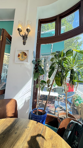 Photo of Shiraz Persian Cuisine (Oxford) - 47-49 Cowley Rd, Oxford OX4 1HP