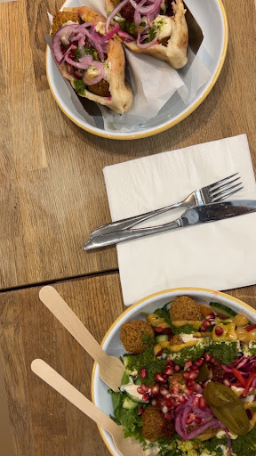 Photo of 7 GATES DAMASCUS CAFE - 51A Cowley Rd, Oxford OX4 1HP