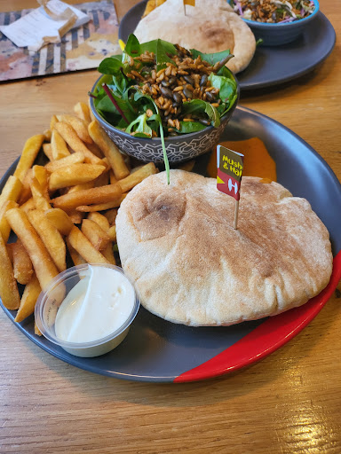 Photo of Nando's Crewe - Grand Junction Retail Park, 114-116 Earle St, Cheshire, Crewe CW1 2AQ
