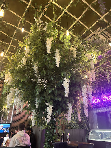 Photo of Cheeky'z Bar & Grill - 33a Polton St, Bonnyrigg EH19 3HB