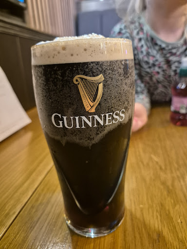 Photo of Cheeky'z Bar & Grill - 33a Polton St, Bonnyrigg EH19 3HB