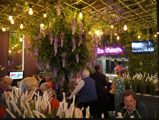 Photo of Cheeky'z Bar & Grill - 33a Polton St, Bonnyrigg EH19 3HB