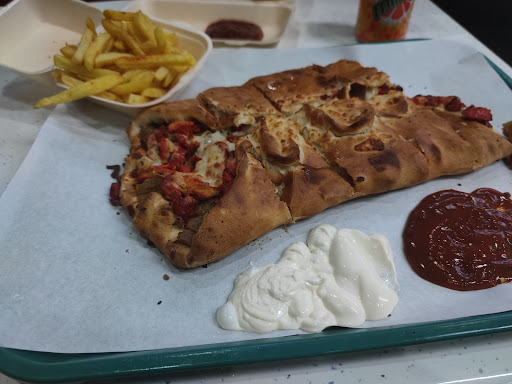 Photo of Santos Dewsbury - 4 South St, Dewsbury WF13 1JT