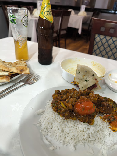 Photo of Miah's Spencers Wood - Tankerton House, Basingstoke Rd, Spencers Wood, Reading RG7 1AE