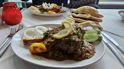 Photo of Miah's Spencers Wood - Tankerton House, Basingstoke Rd, Spencers Wood, Reading RG7 1AE