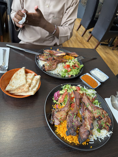 Photo of Samaan Restaurant - 74 Mill Rd, Petersfield, Cambridge CB1 2AS