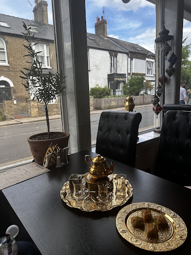 Photo of Samaan Restaurant - 74 Mill Rd, Petersfield, Cambridge CB1 2AS