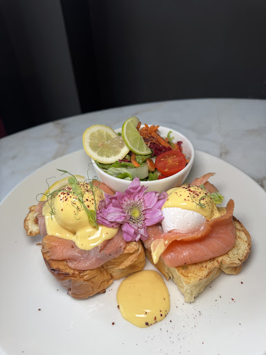 Photo of Efezade Mezze - 12-14 The Broadway, Debden, Loughton IG10 3ST