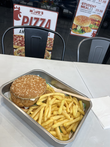 Photo of Mojo's Chicken & Pizza - 6 Lutterworth Rd, Aylestone, Leicester LE2 8PE
