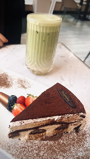 Photo of Chocoberry - 130 London Rd, Leicester LE2 1EB